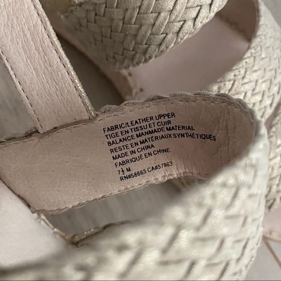 Caslon new golden beige strap espadrille sandals - Picture 6 of 9